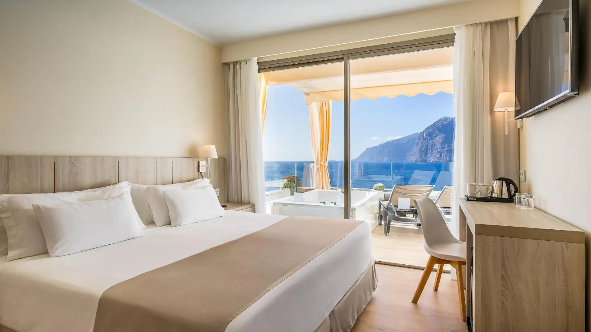 Barcelo Santiago - Adults Only Hotel Puerto de Santiago  4*, Puerto de Santiago (Tenerife)